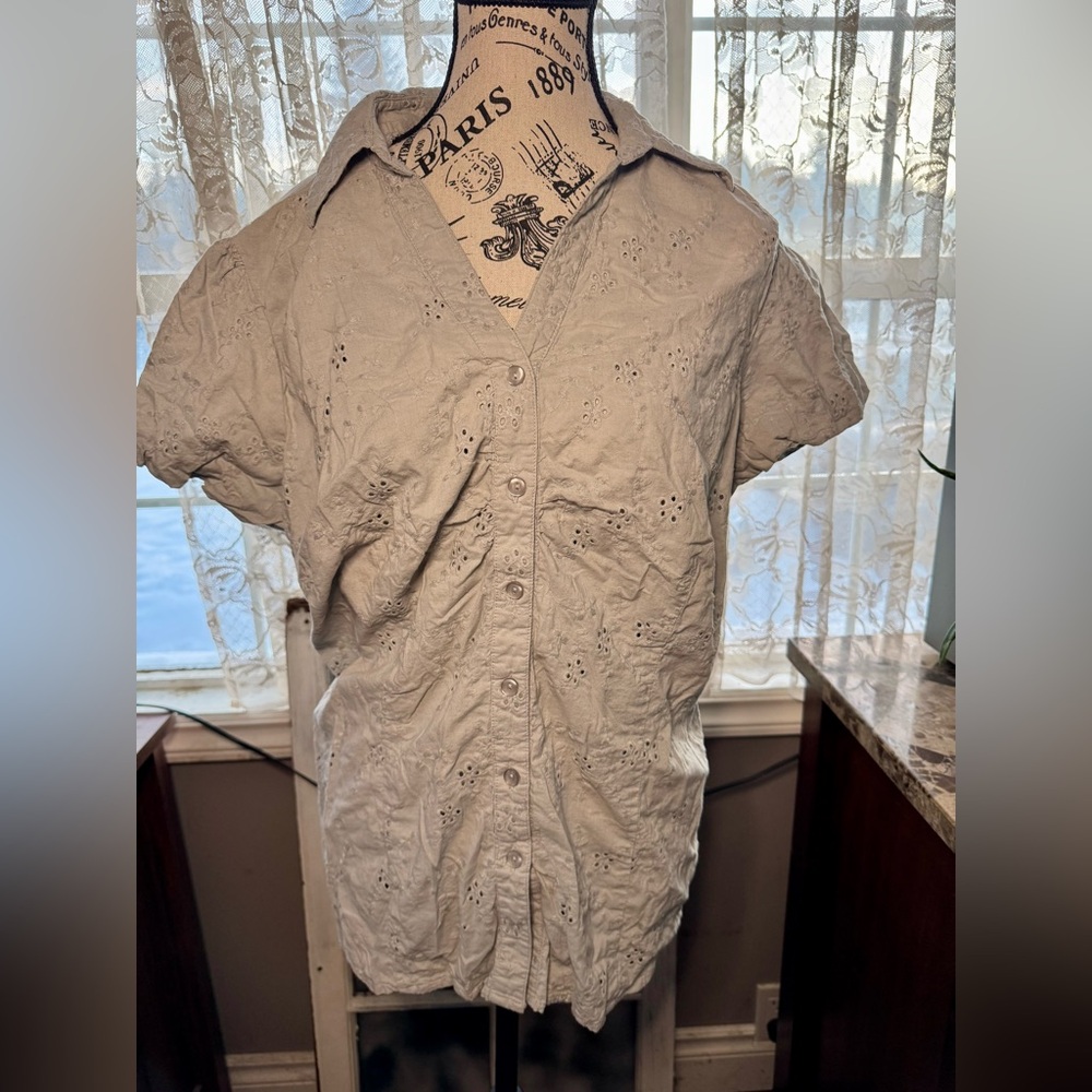 MXM ‘90’s vintage Eyelet blue grey button up blouse.